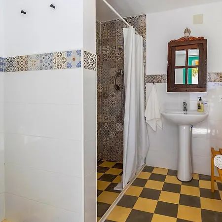Holiday home Awesome In With Private Swimming Pool, Be Inside Or Outside